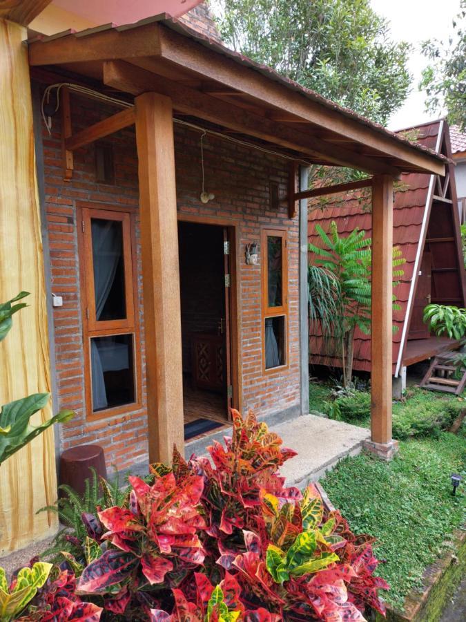 Bliss Family Cottage Batu Batu  Exterior photo